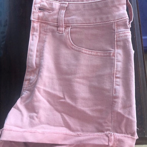 American eagle Stretchy salmon color shorts - Picture 5 of 5